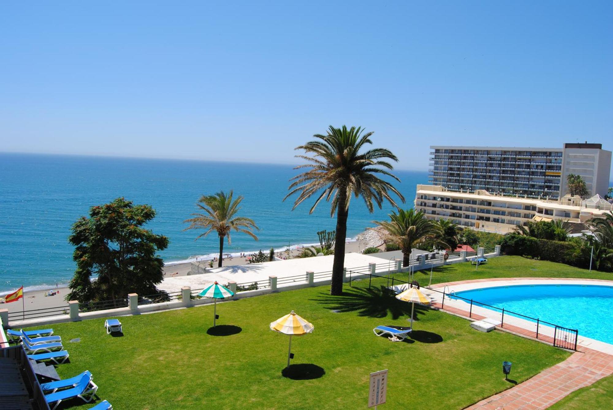 Apartamentos La Roca Rentals Торемолинос Екстериор снимка