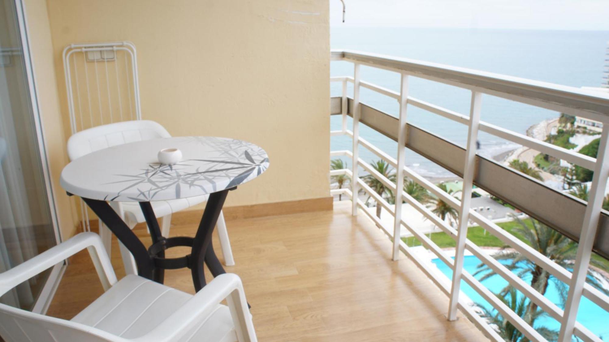 Apartamentos La Roca Rentals Торемолинос Екстериор снимка