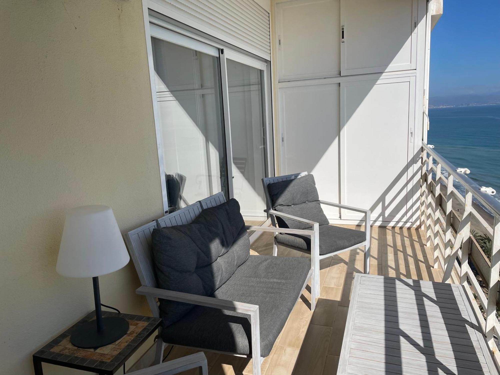 Apartamentos La Roca Rentals Торемолинос Стая снимка